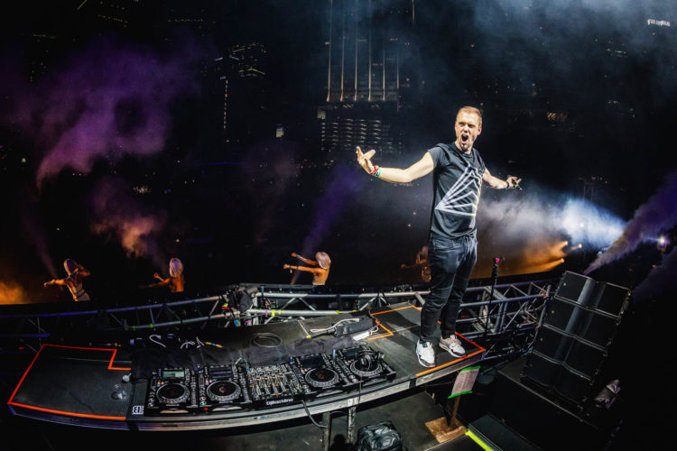 Saturday Night Session 015: Armin van Buuren discusses how his heart will always be with trance music and teases a return of his ‘classical’ Armin sound later this year