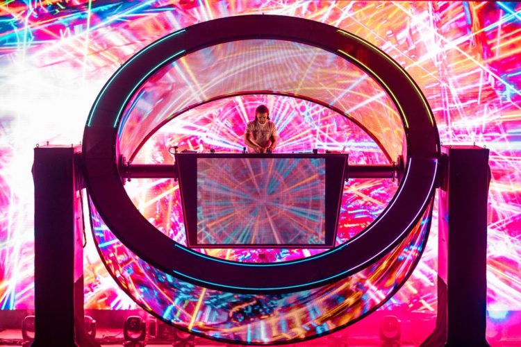 Zedd Debuts Insane New Moving Stage Design At Red Rocks