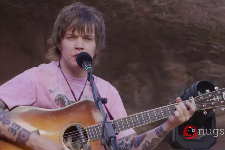 Watch Billy Strings Cover Bill Monroe