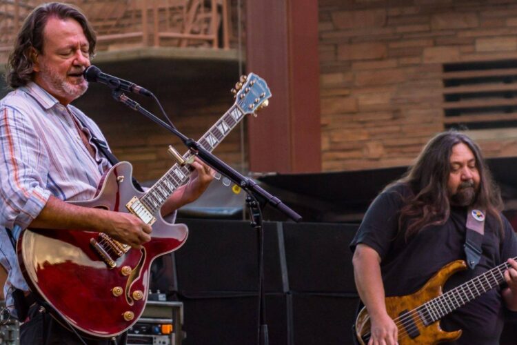 Watch Widespread Panic Play ‘Holden Oversoul’ & ‘Solid Rock’ Live At Red Rocks In 2016