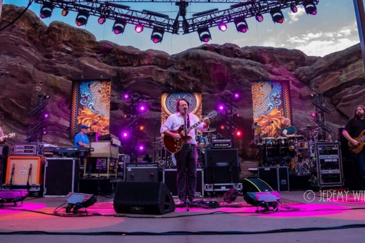 Watch Widespread Panic Cover Leonard Cohen’s ‘Hallelujah’ At Red Rocks